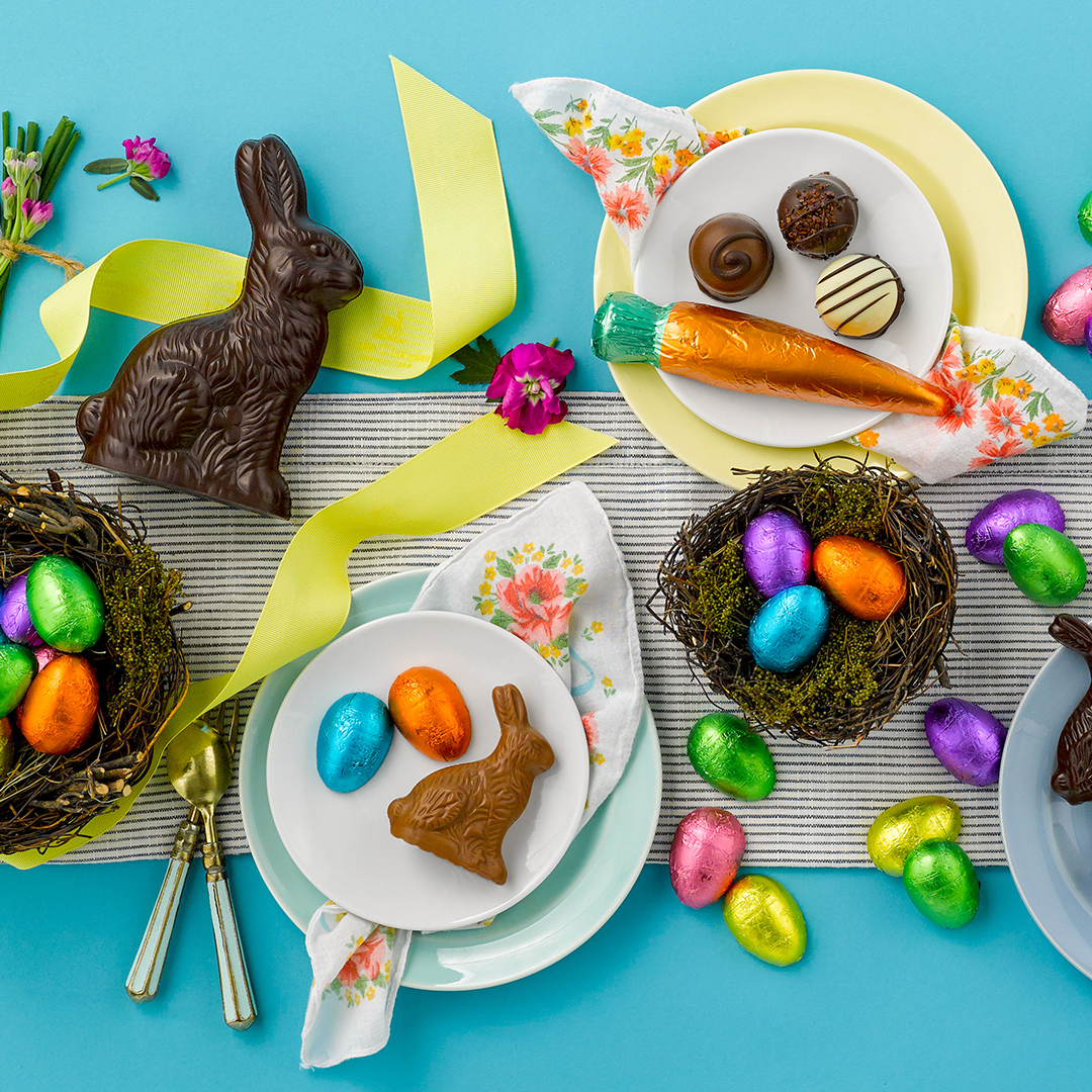 Easter tablesetting with chocolates